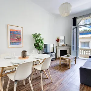Appartement Very Typical Between Carré Dor&old Welkeys, Nice